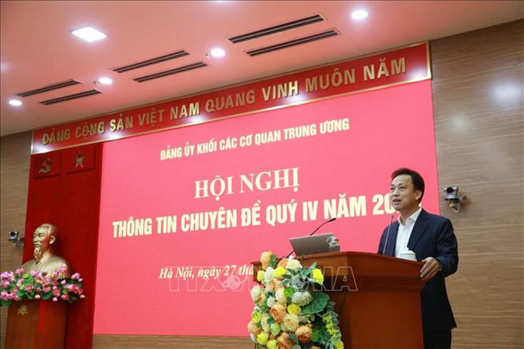 Hội nghị thông tin chuyên đề quý IV/2024 “Tăng cường chuyển đổi số để đất nước tiếp tục phát triển, vững vàng”